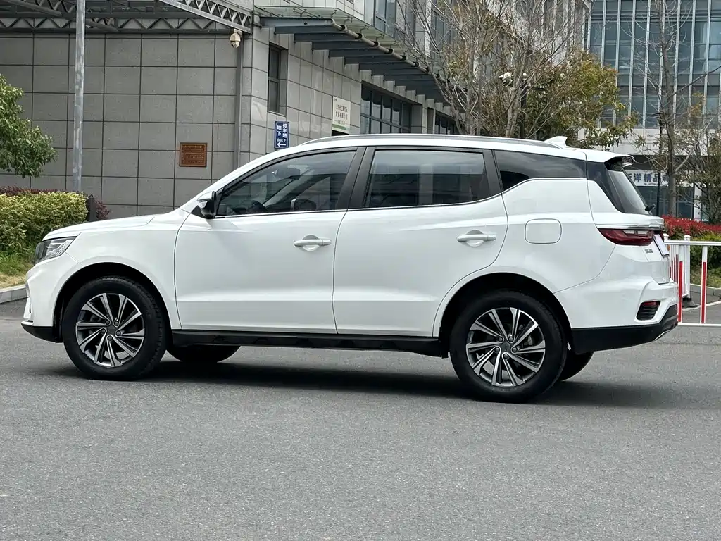 GEELY AUTOMOBILE VISION X6