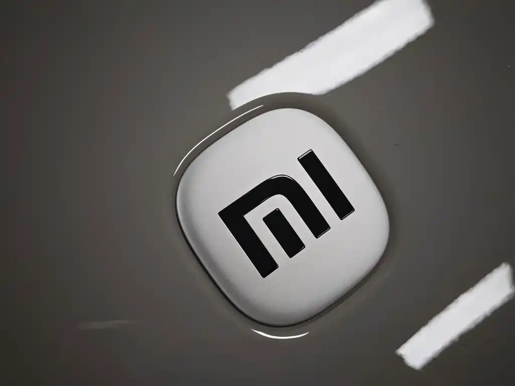 Xiaomi SU7 — миниатюра 9