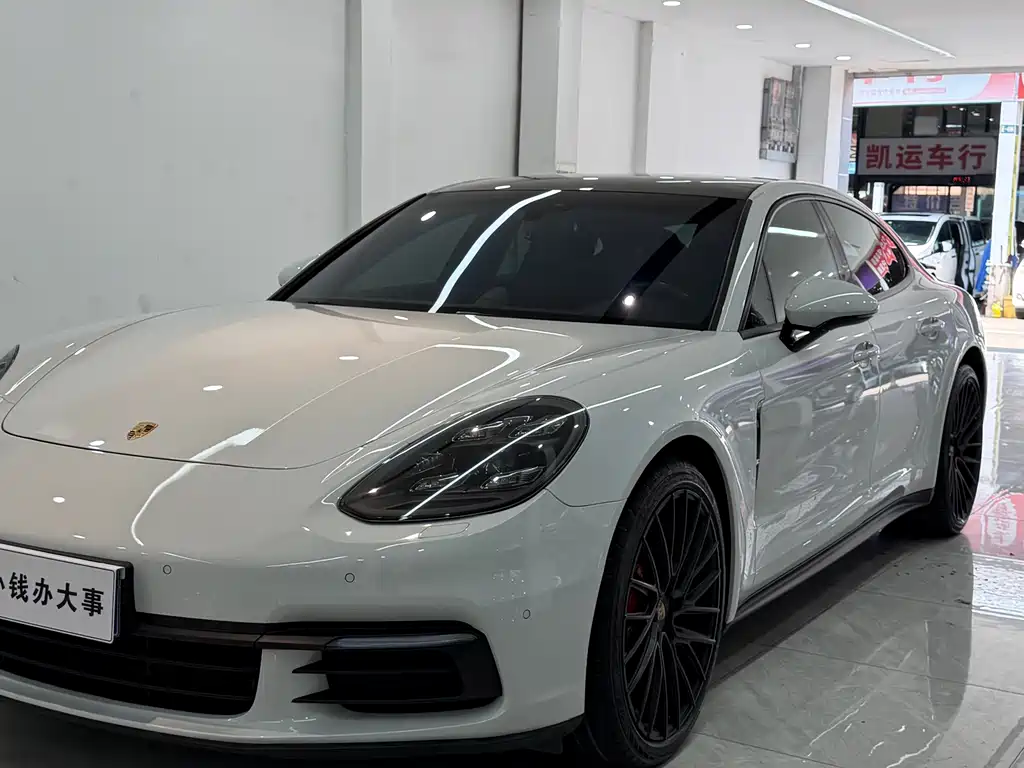 Porsche Panamera — миниатюра 2