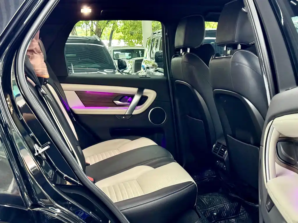 Land Rover Discovery Sport Hybrid — миниатюра 8