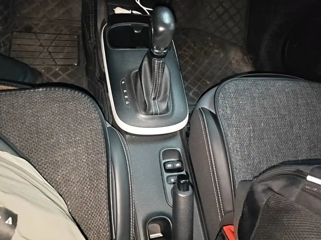 Roewe Clever — миниатюра 14