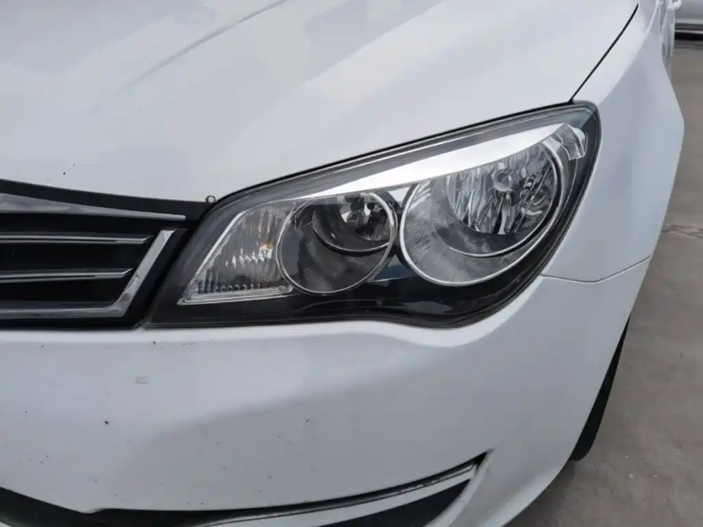 Roewe 350 — миниатюра 24