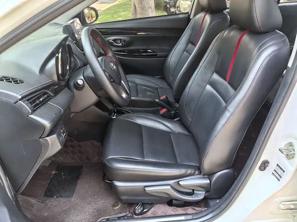 Toyota Yaris L — миниатюра 16