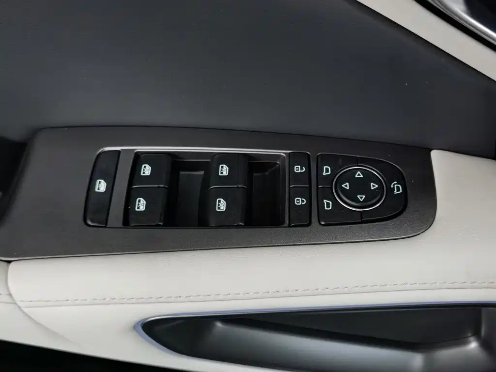 BYD Yuan UP — миниатюра 9