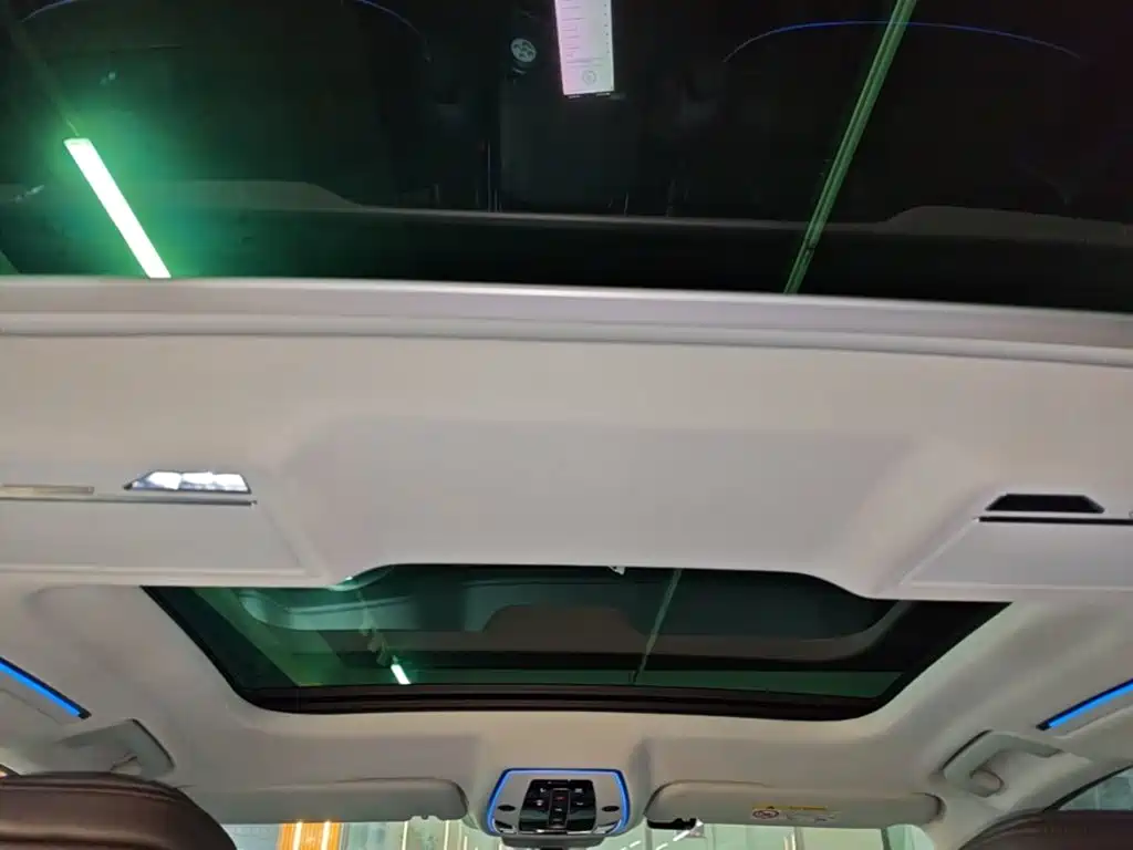 Audi A8 — миниатюра 18