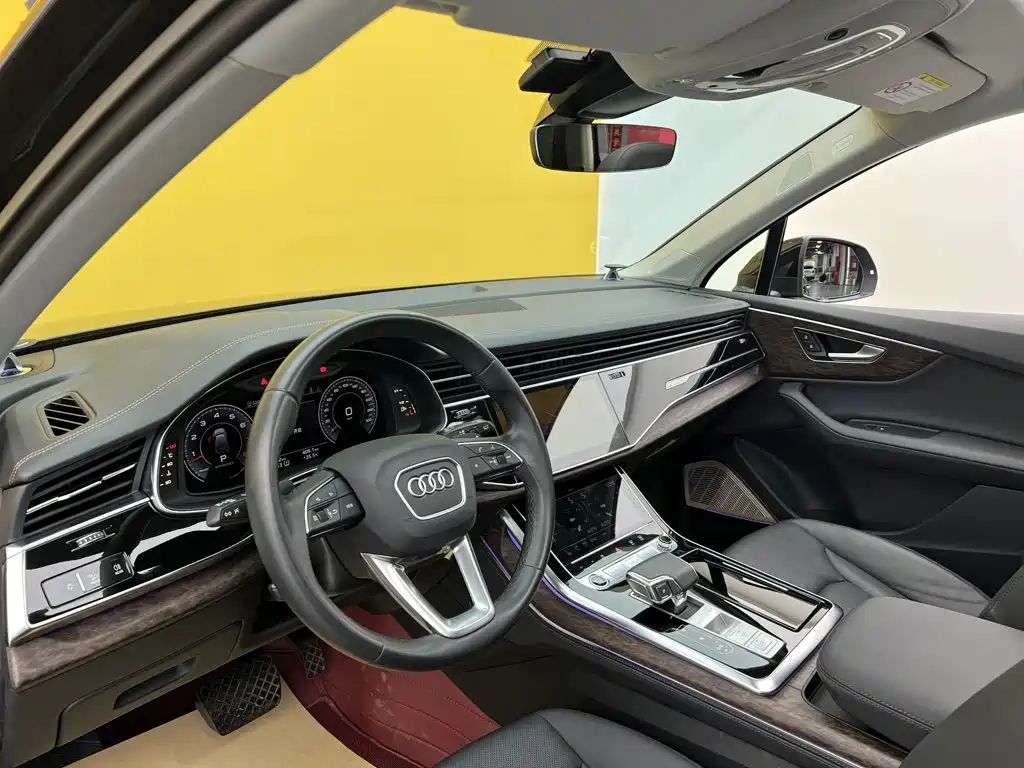 Audi Q7 — миниатюра 30