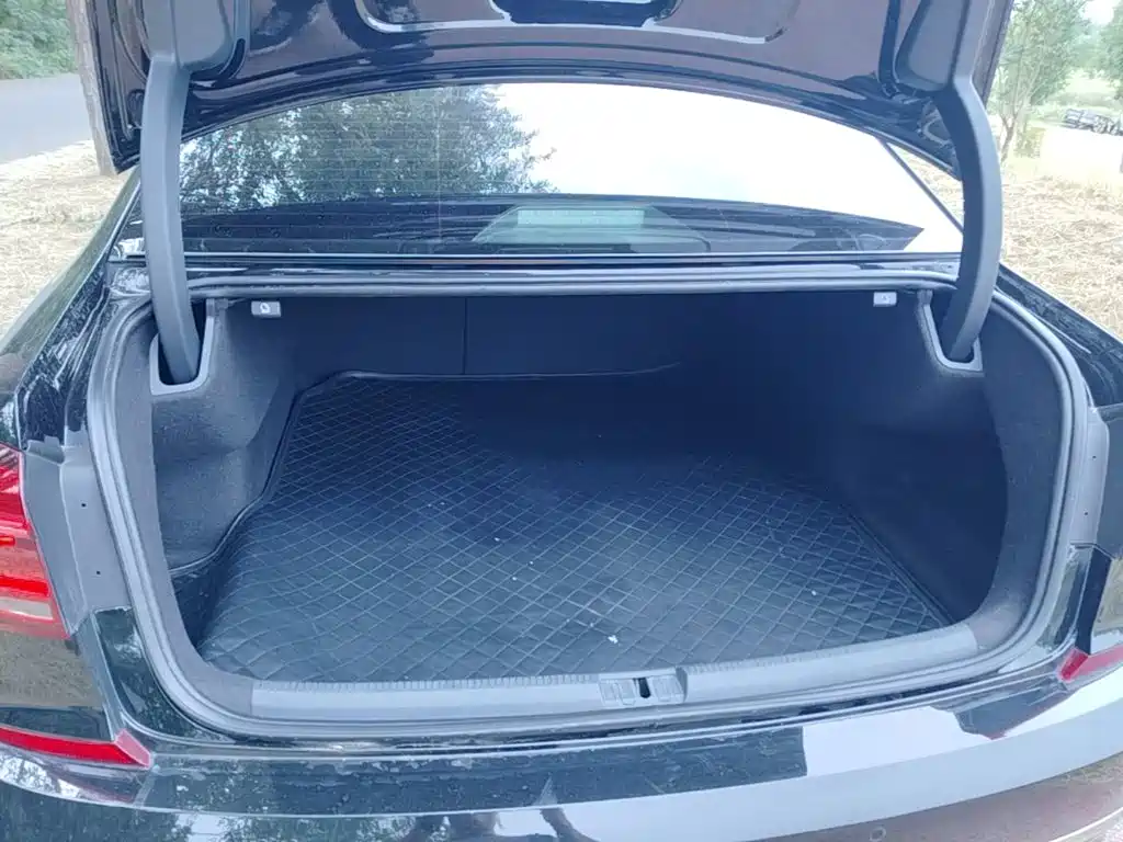 Volkswagen Passat — миниатюра 19