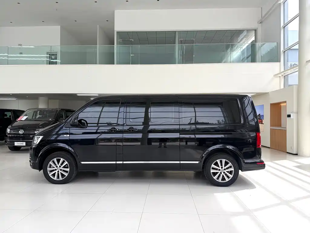 Volkswagen Caravelle — миниатюра 4