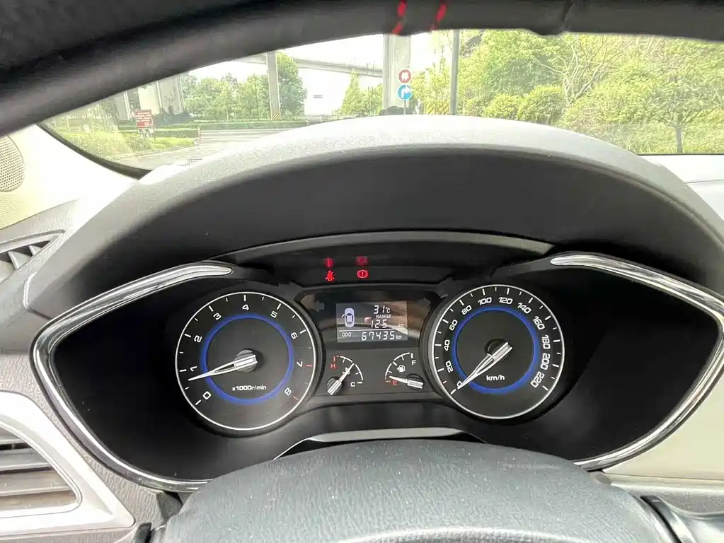 Changan V7 — миниатюра 11