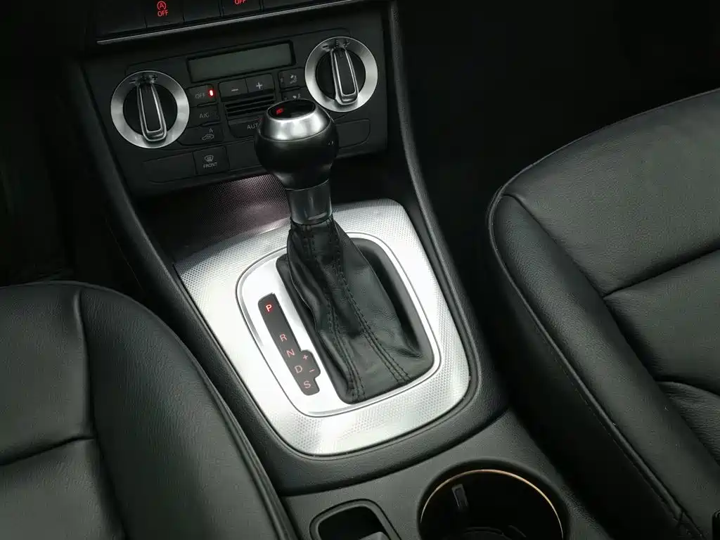 Audi Q3 — миниатюра 13