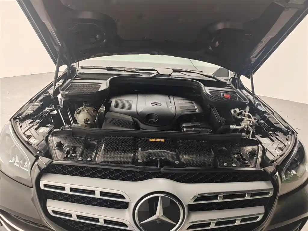 Mercedes-Benz GLS — миниатюра 15