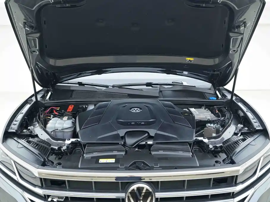 Volkswagen Touareg — миниатюра 6
