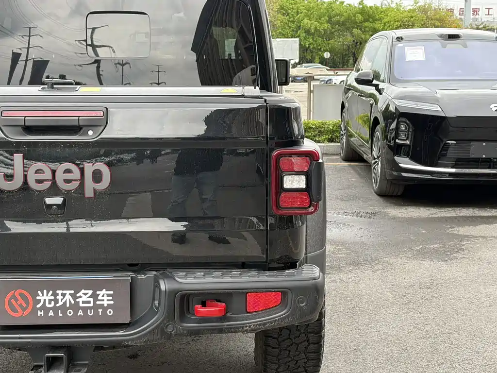 Jeep Gladiator — миниатюра 9