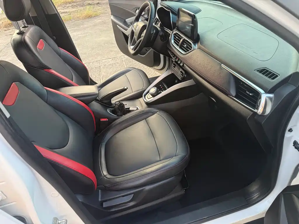 Baojun 510 — миниатюра 10