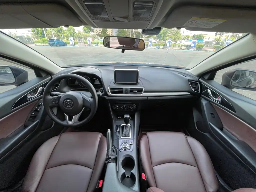 Mazda 3 Axela — миниатюра 13