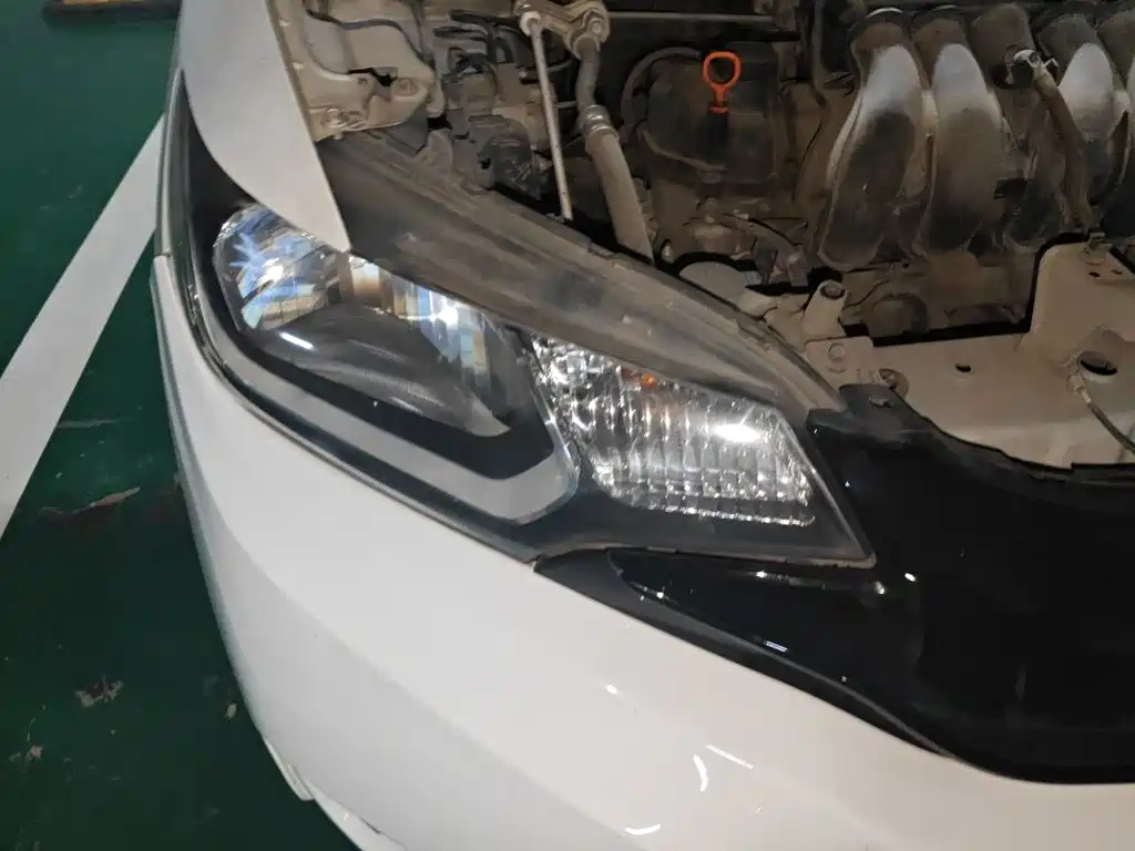 Honda Fit — миниатюра 7