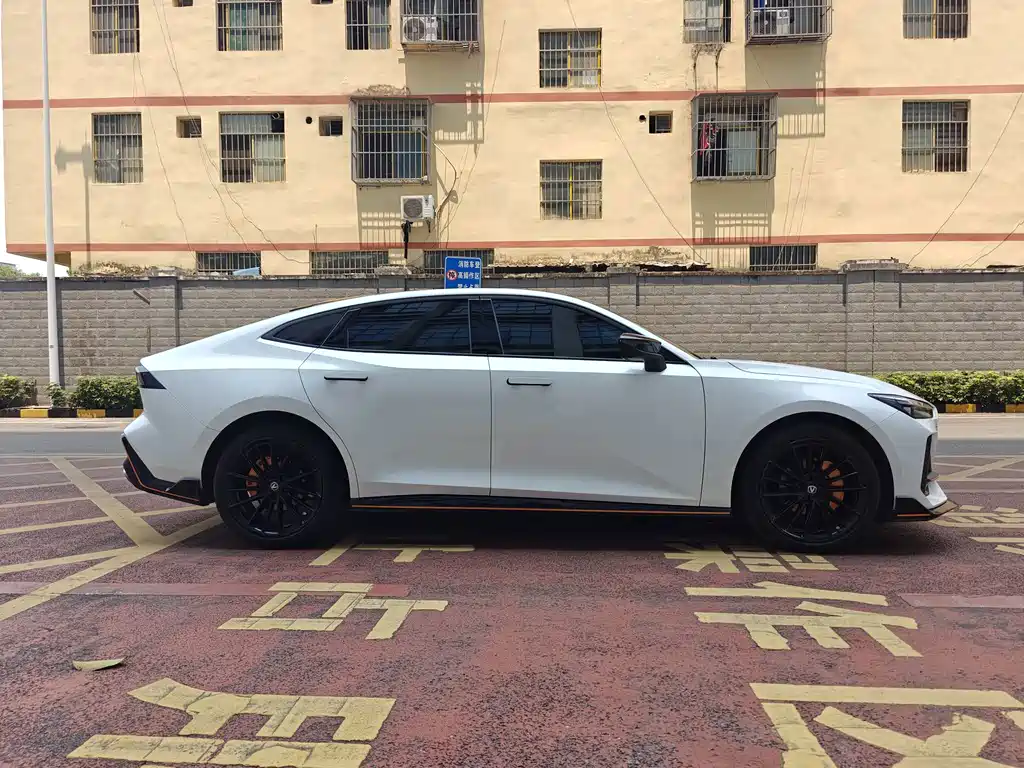 Changan UNI-V — миниатюра 24