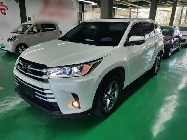 TOYOTA HIGHLANDER 2019
