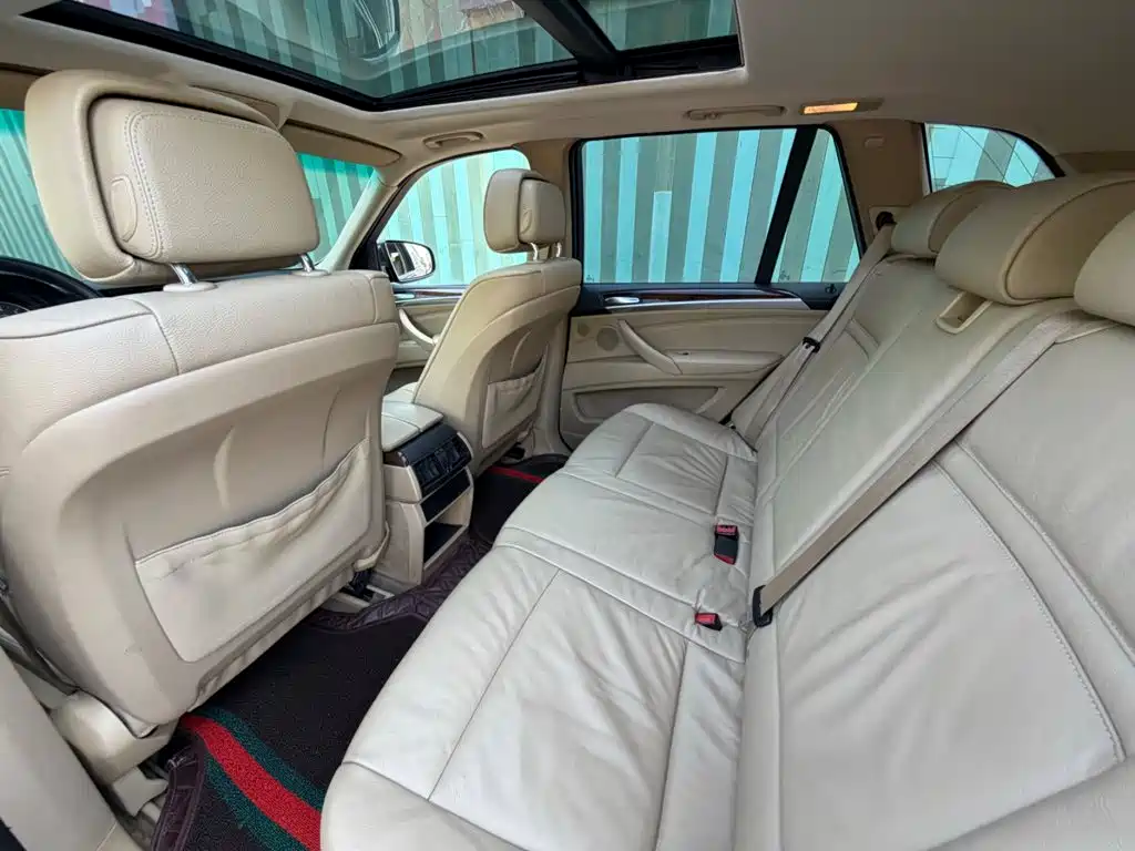 BMW X5 (Import) — миниатюра 8