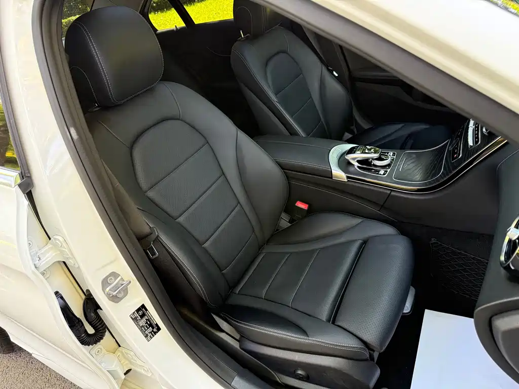 Mercedes-Benz C-Class — миниатюра 30