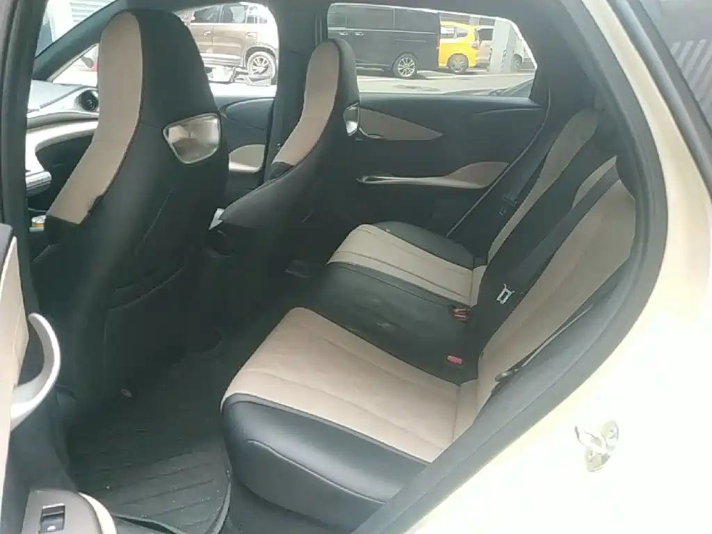 BYD Dolphin — миниатюра 13