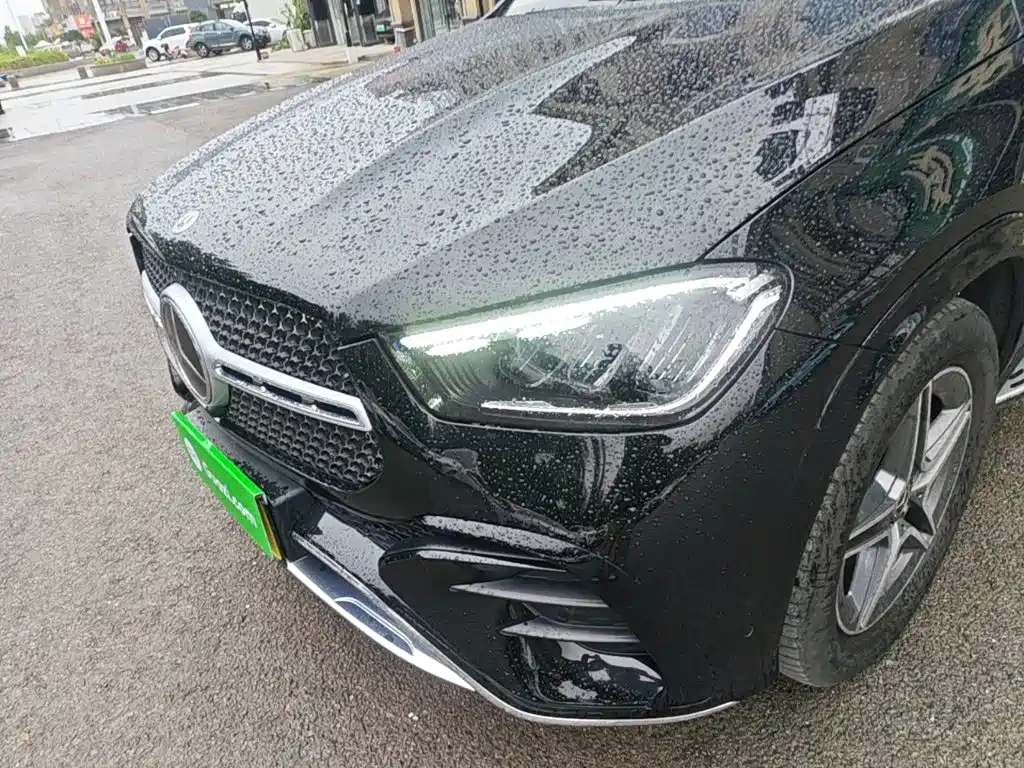 Mercedes-Benz GLE (Import) — миниатюра 24