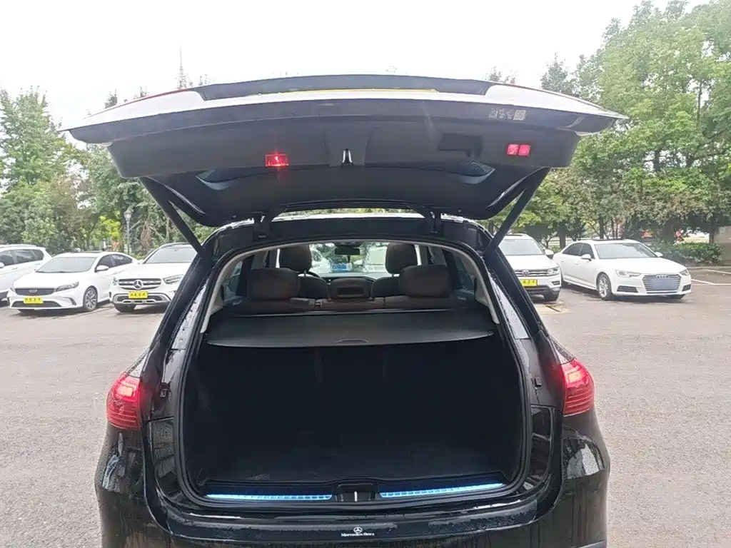 Mercedes-Benz GLE (Import) — миниатюра 19
