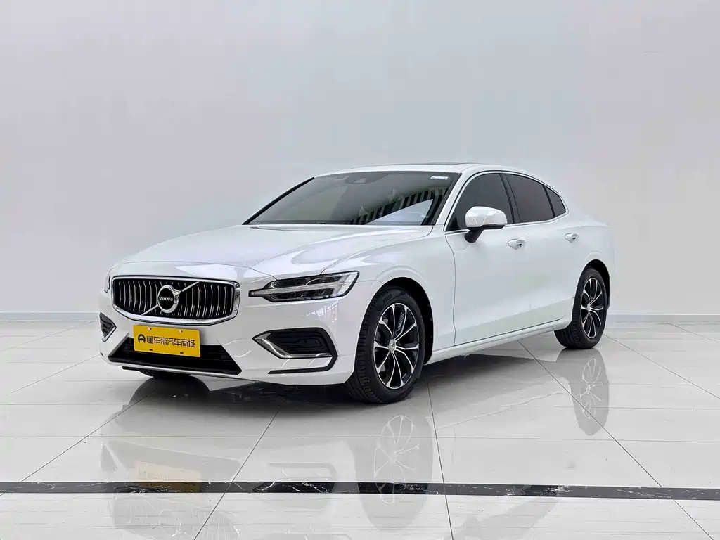 Volvo S60 2022