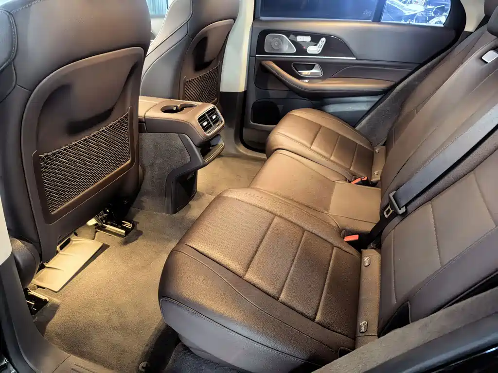 Mercedes-Benz GLE (Import) — миниатюра 6