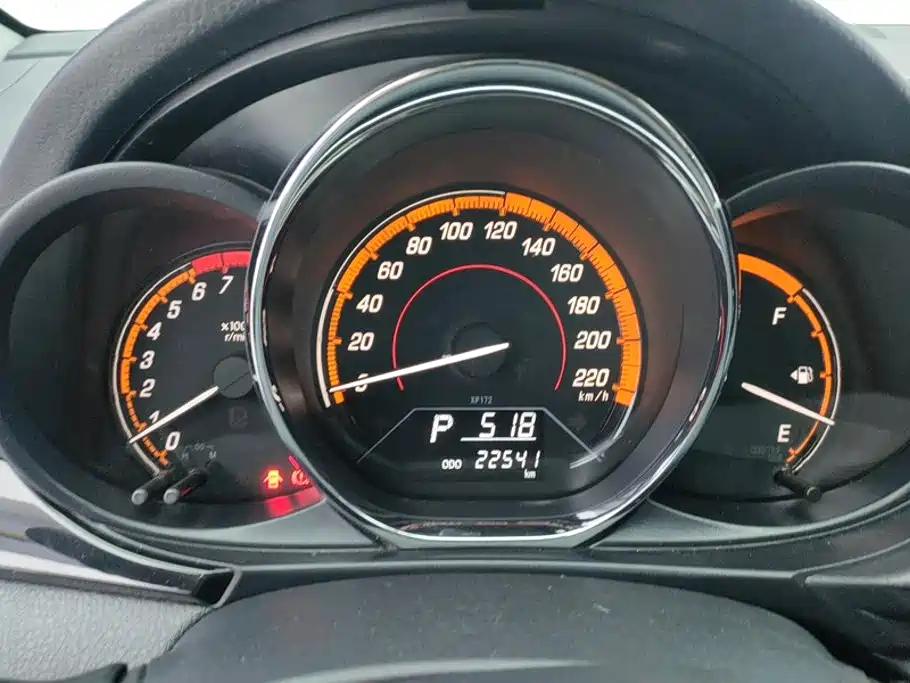 Toyota Yaris L — миниатюра 14
