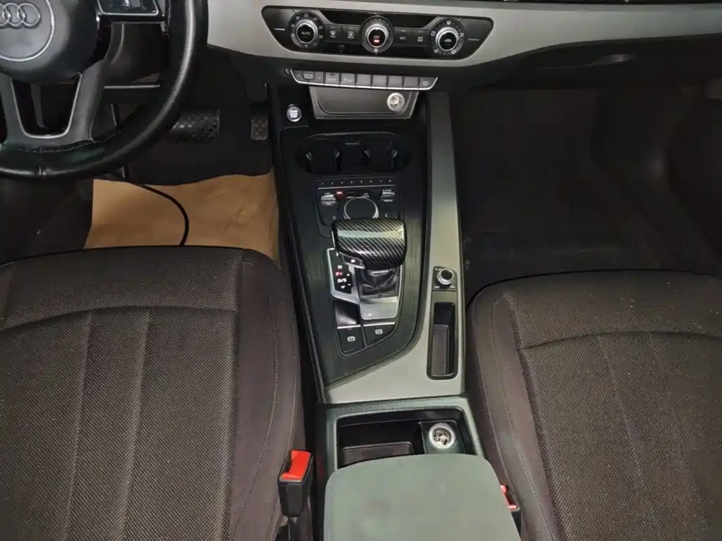 Audi A4L — миниатюра 14