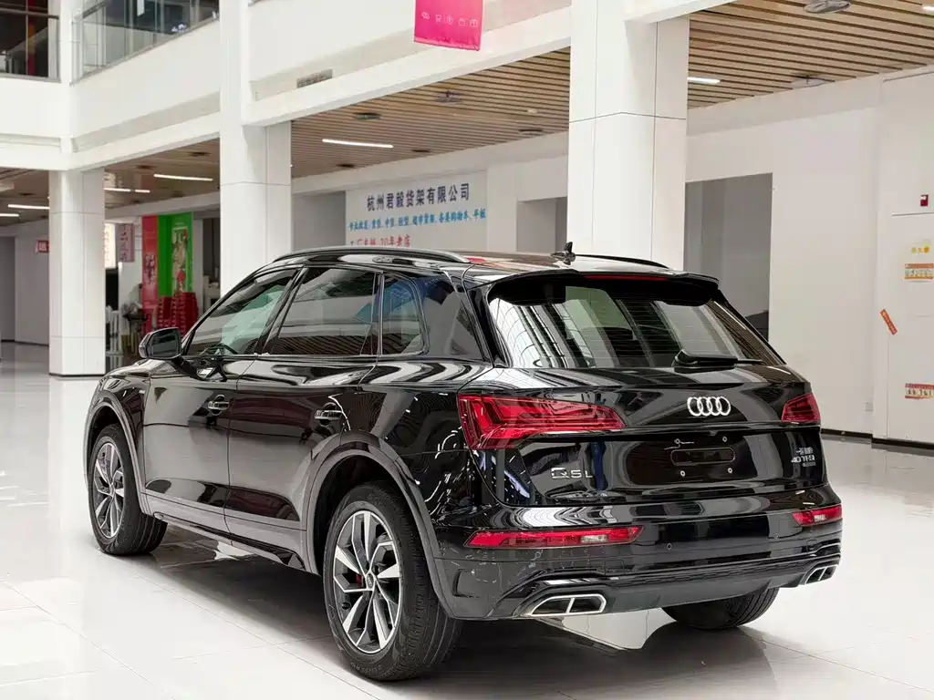 Audi Q5L — миниатюра 7