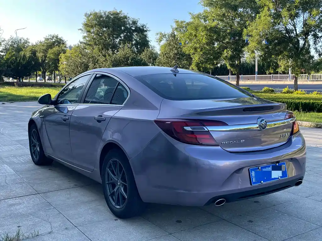 Buick Regal — миниатюра 4