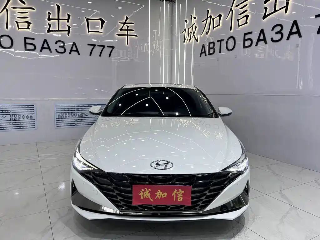 Hyundai Elantra — миниатюра 2