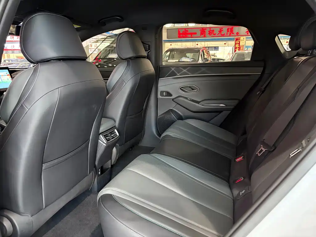 BYD Qin L — миниатюра 6