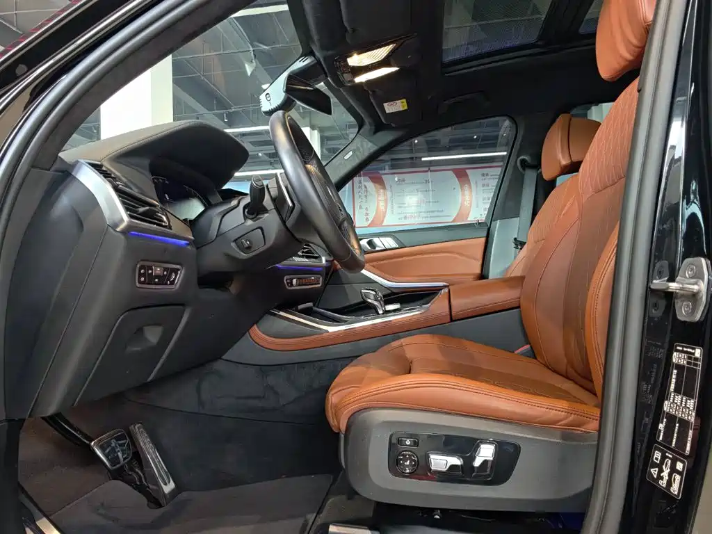 BMW X7 — миниатюра 16