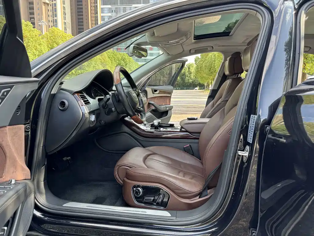 Audi A8 — миниатюра 14