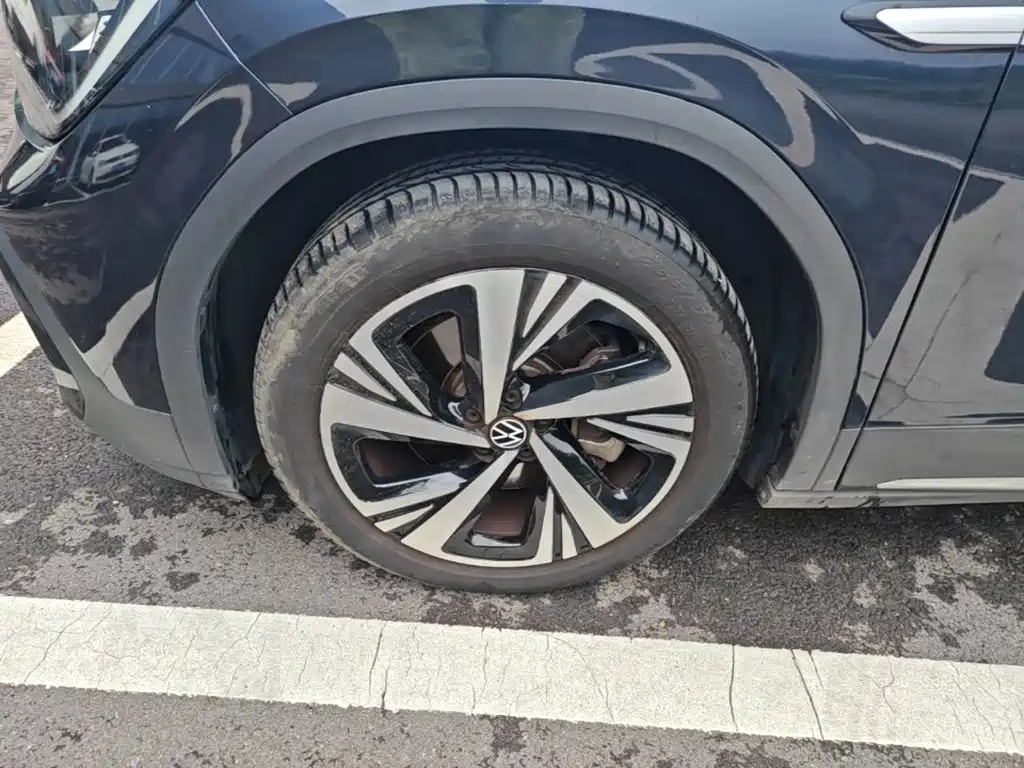 Volkswagen ID.6 Crozz — миниатюра 23