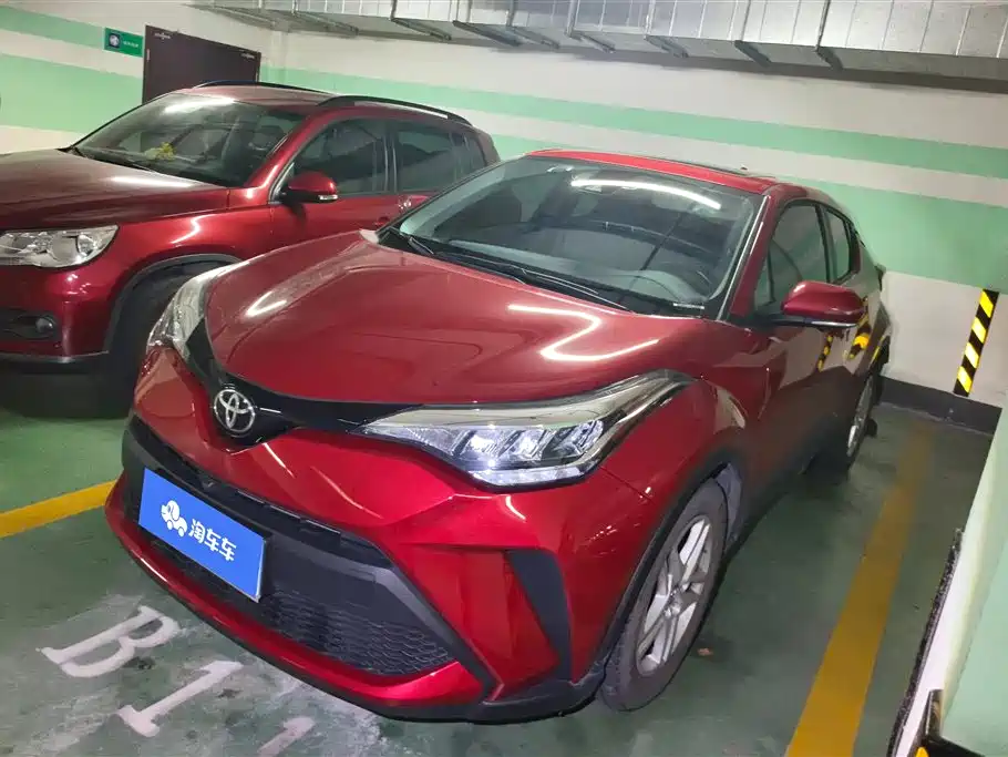 Купить Toyota C-HR
