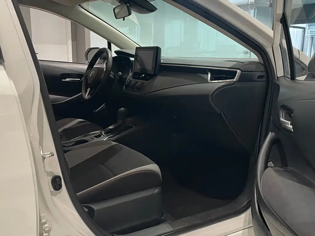 Toyota Corolla — миниатюра 15