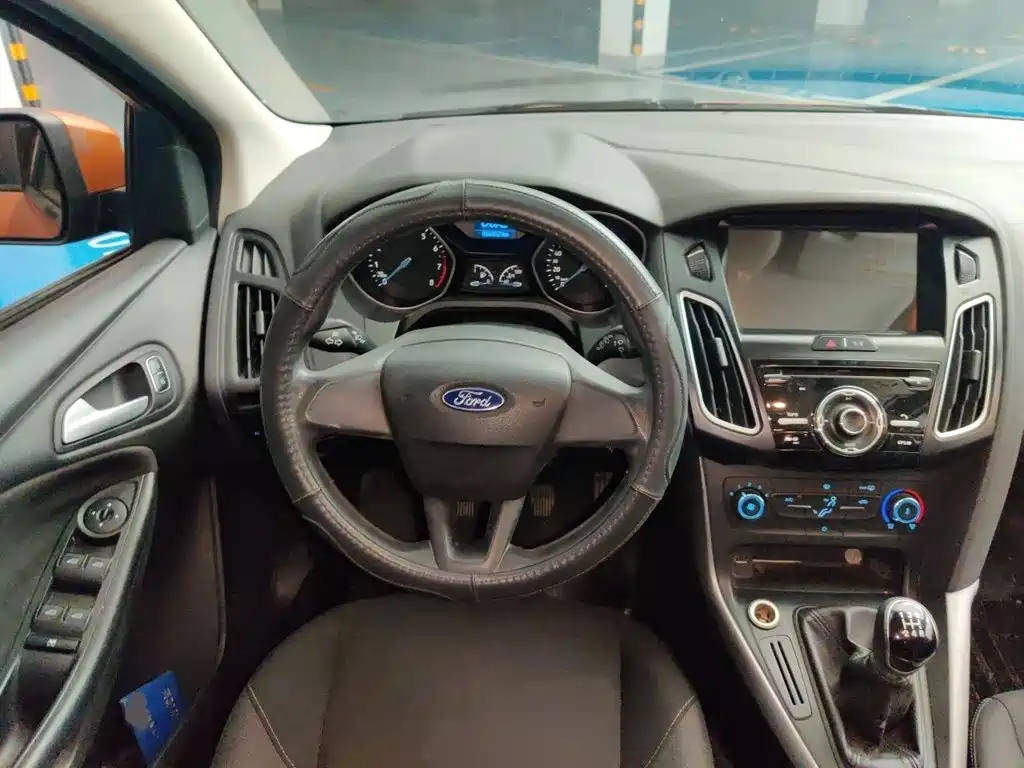 Ford Focus — миниатюра 3