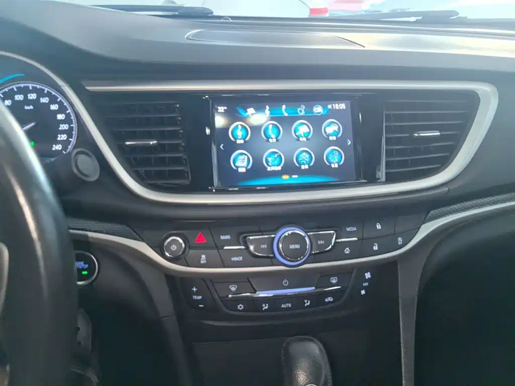 Buick Excelle — миниатюра 13