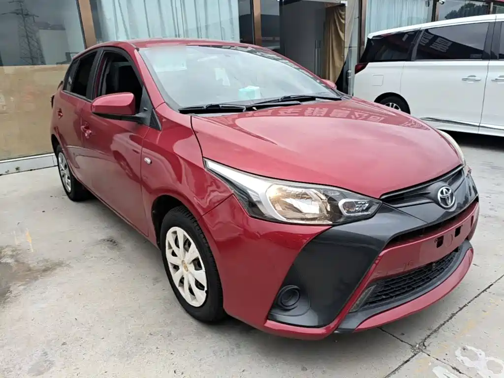 Toyota Yaris L — миниатюра 4