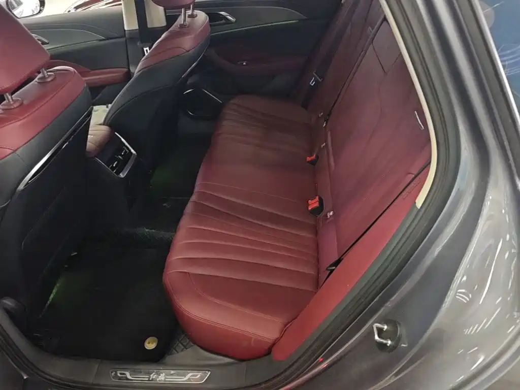 Hongqi Hongqi H5 — миниатюра 17
