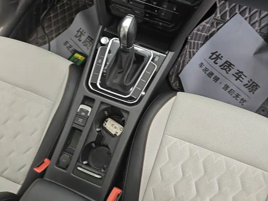 Volkswagen Magotan — миниатюра 14