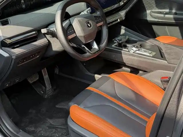 Changan UNI-V — миниатюра 4