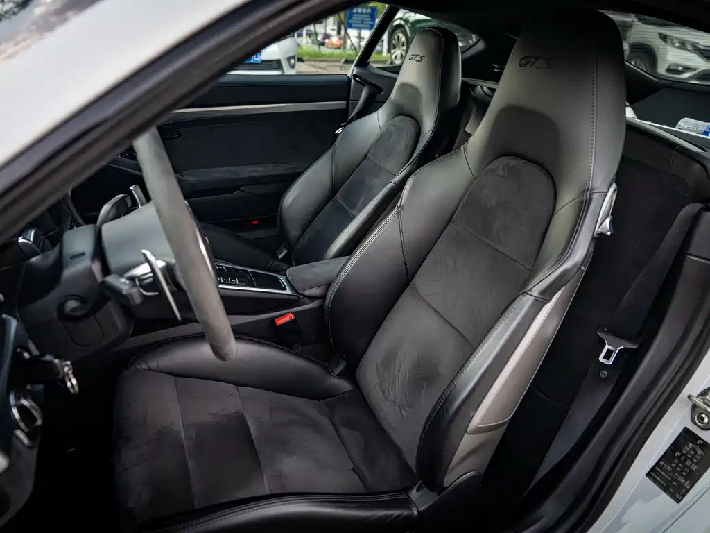 Porsche Cayman — миниатюра 20