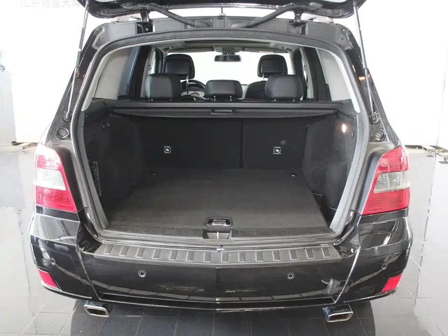 Mercedes-Benz GLK-Class (Import) — миниатюра 7