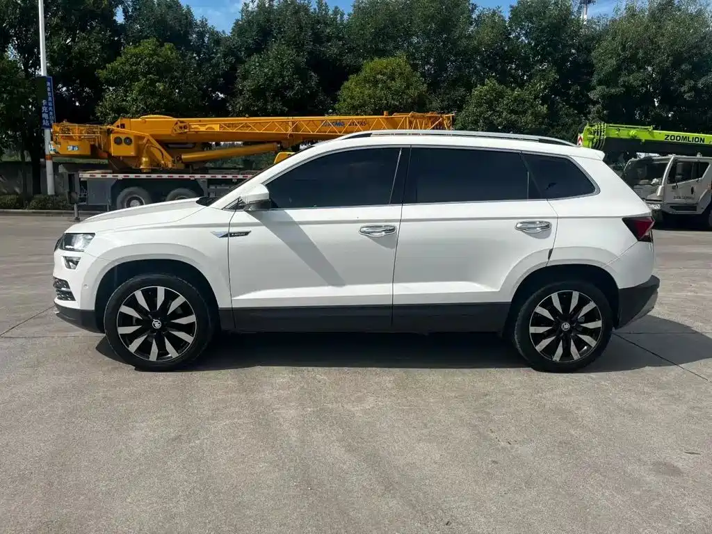 Skoda Karoq — миниатюра 8