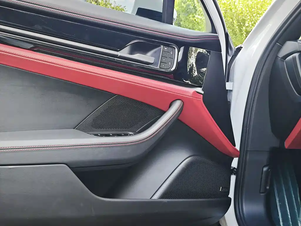 Porsche Panamera — миниатюра 14